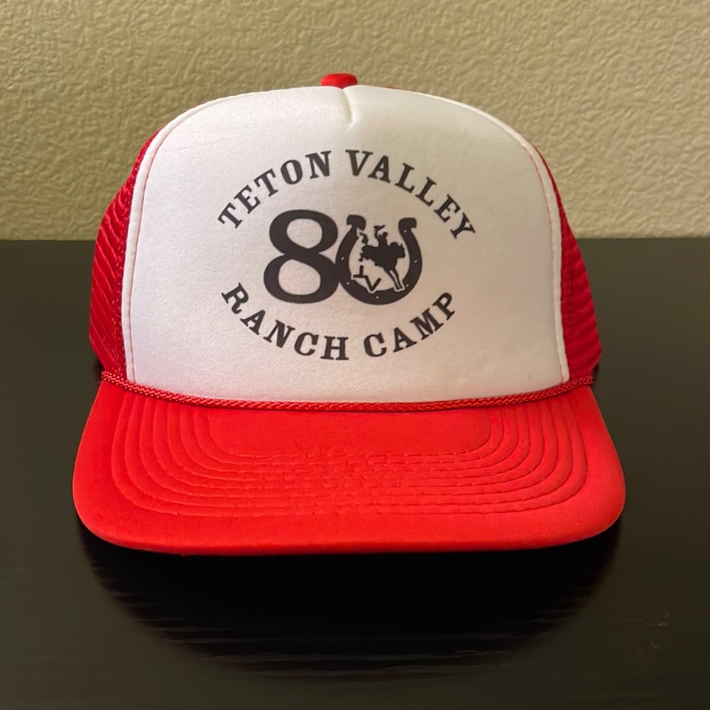 RED AND WHITE TRUCKER HAT